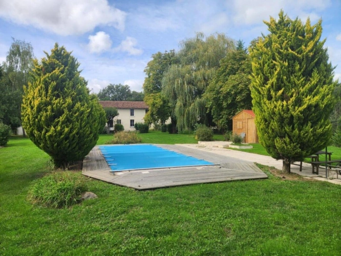 Photos 1 - Équestre - Asnieres sur Blour -  Belle 12 pieces maison charmante avec piscine et 4 hectares