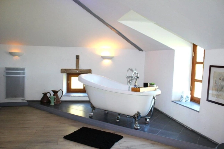 Photos 7 - Équestre - Maison de 6 chambres avec gîte de 2 chambres, 14 hectares de pâturages et bois