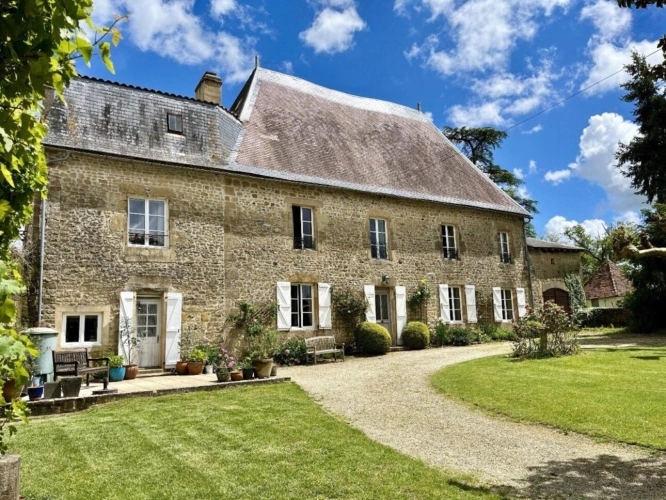 Photos 3 - Prestige - Maison de Maître de 1628