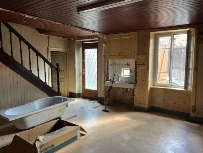 Photos 8 - Equestrian - Attractive 4 bedroomed detached stone house to renovate with garden, barn and 1 hectare attached lan