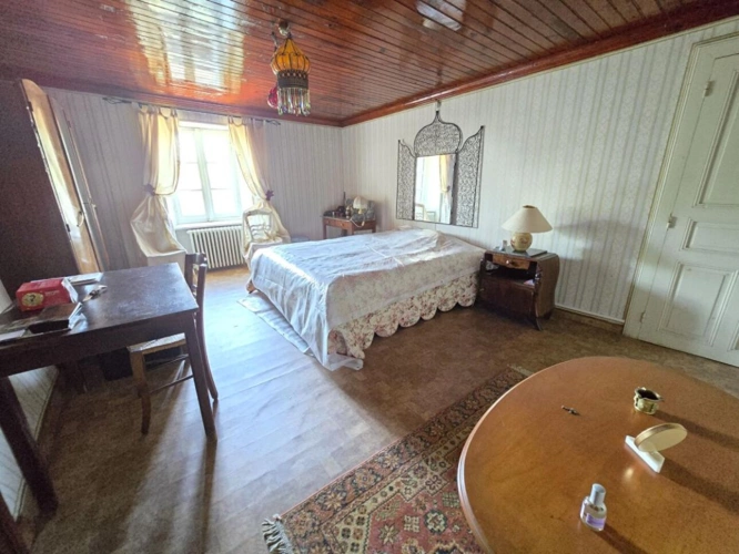Photos 13 - Touristique - Corps de ferme avec maison, appartement et dépendances - Durenque