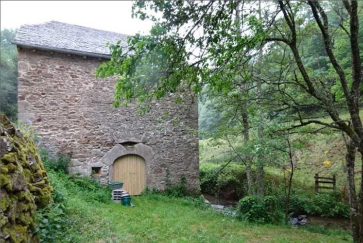 Photos 16 - Rurale - SAUVETERRE DE RGUE- MOULIN ISOLE AVEC DEPENDANCE
