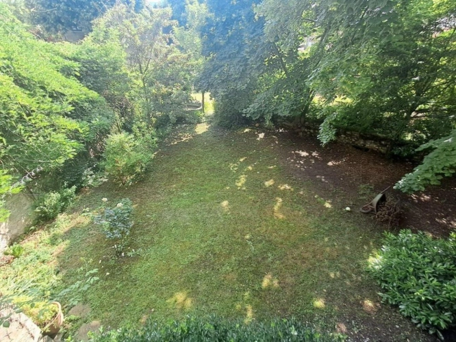 Photos 4 - Rurale - Maison de Maître, jardin arboré et garage, centre ville