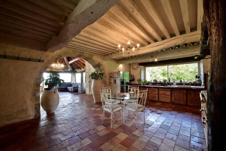 Photos 8 - Rurale - GRANDE PROPRIETE IDEALE POUR PROJET D'HEBERGEMENT