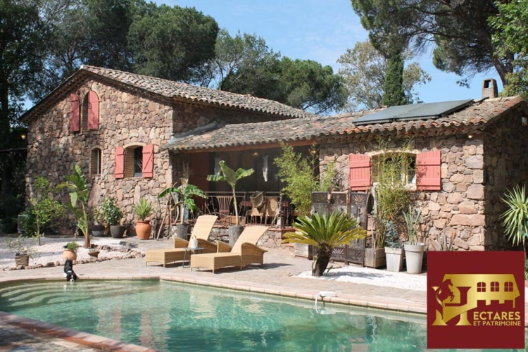Photos 9 - Équestre - Propriété équestre de caractère  à Roquebrune sur Argens . Rare à la vente !