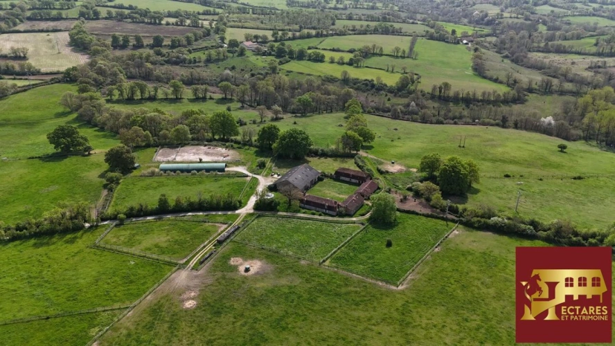 Photos 2 - Équestre - ANCIEN MONASTERE de 214 m2 sur 50 ha - Idéal élevage chevaux -