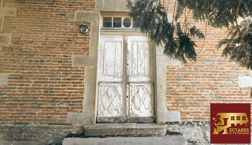Photos 5 - Rurale - Propriété de caractère à Rénover