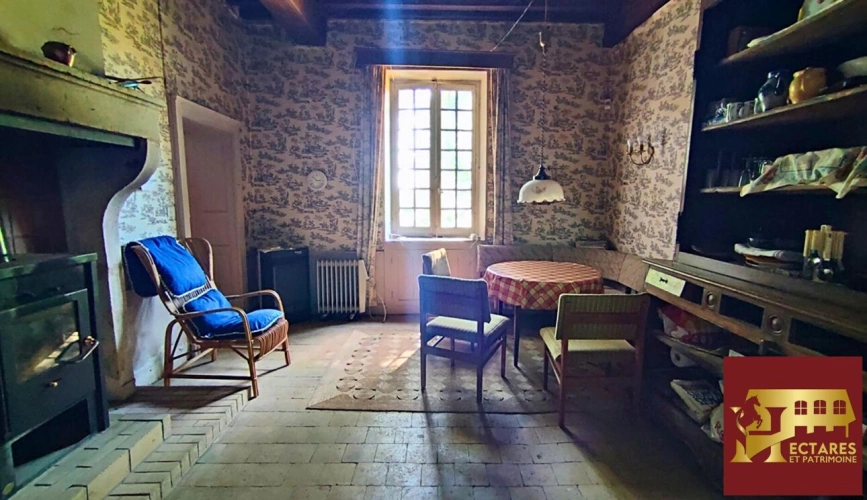 Photos 6 - Rurale - Propriété de caractère à Rénover