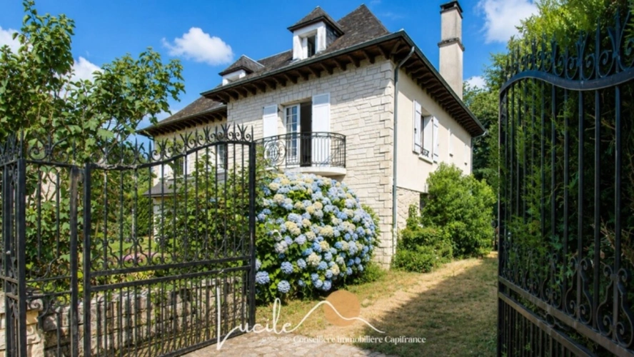 Photos 1 - Prestige - Propriété de caractère – Emplacement exceptionnel, beaux volumes et potentiel unique
