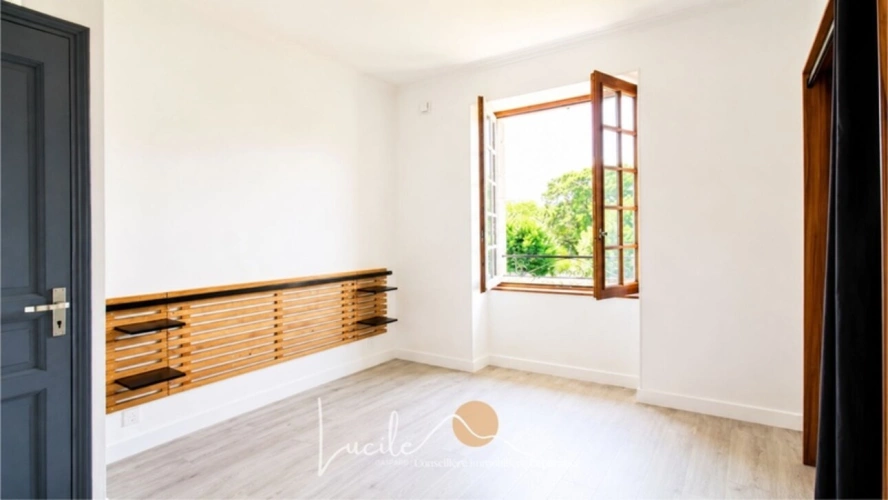 Photos 10 - Prestige - Propriété de caractère – Emplacement exceptionnel, beaux volumes et potentiel unique