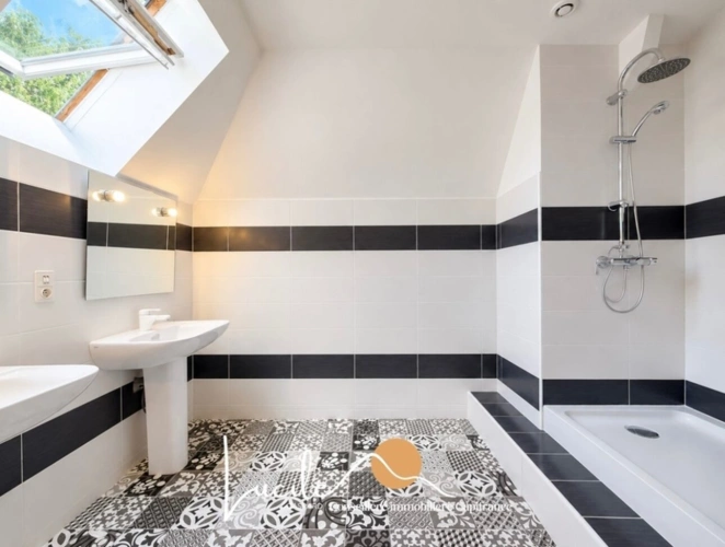 Photos 17 - Prestige - Propriété de caractère – Emplacement exceptionnel, beaux volumes et potentiel unique