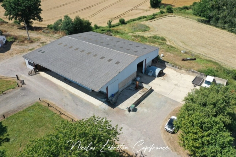 Photos 18 - Rurale - Propriété de 4,4 hectares avec maison, hangar de 1 000 m² et étang – À 5 min de Flers