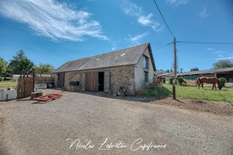 Photos 20 - Rurale - Propriété de 4,4 hectares avec maison, hangar de 1 000 m² et étang – À 5 min de Flers