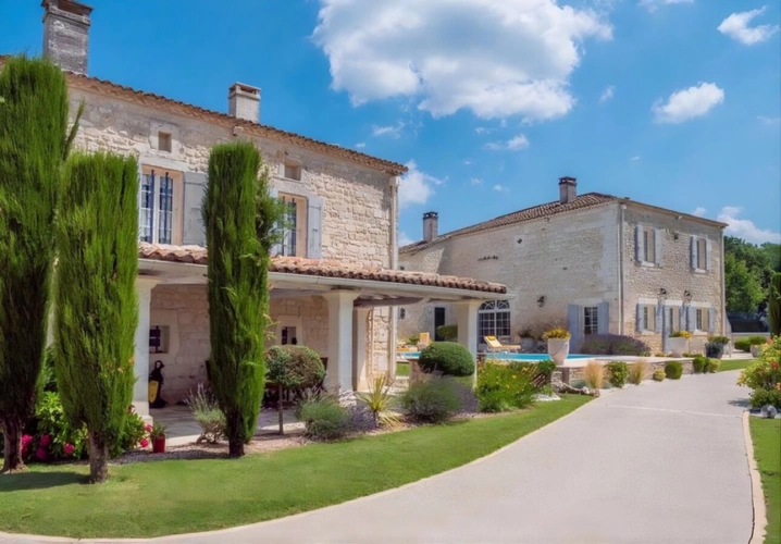 Photos 20 - Prestige - Propriete à vendre 10 pièces proche de ANGOULEME (16)
