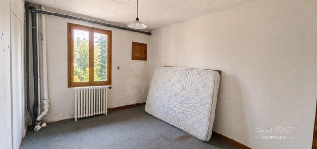 Photos 14 - Rurale - Propriété de 828m² sur 9045m² de terrain - Chorges