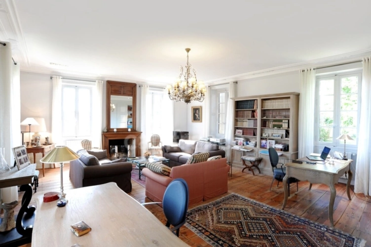 Photos 12 - Prestige - Propriete à vendre 8 pièces COGNAC (16)