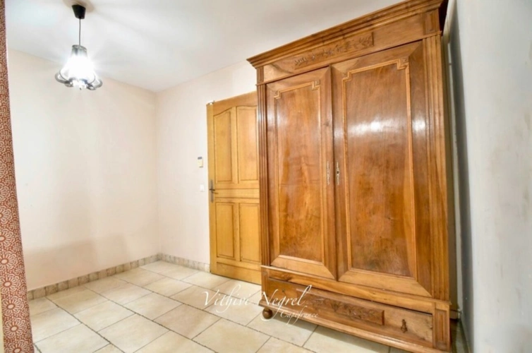 Photos 9 - Prestige - Propriété à vendre 8 pièces et annexe  MOURIES (13)