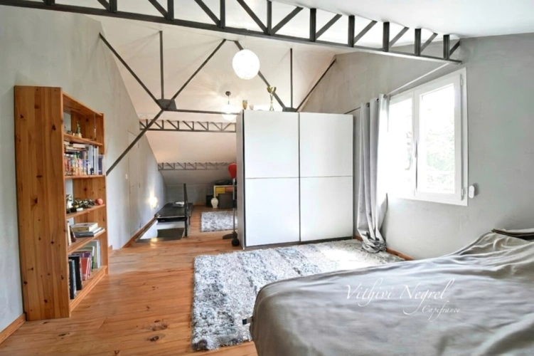 Photos 18 - Prestige - Propriété à vendre 8 pièces et annexe  MOURIES (13)