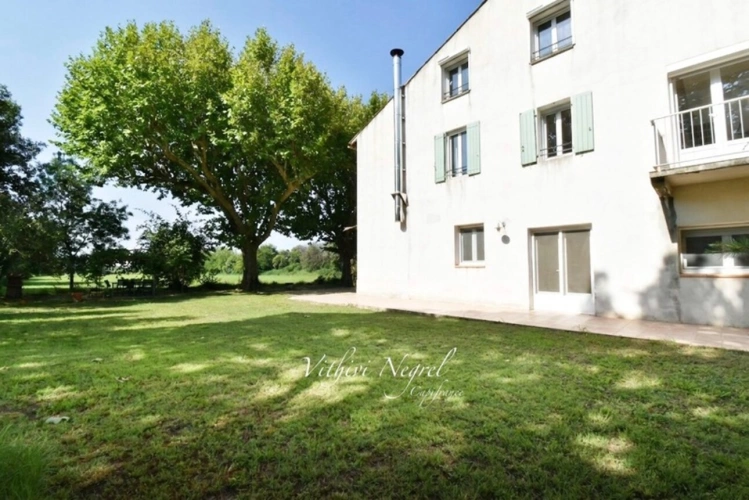 Photos 20 - Prestige - Propriété à vendre 8 pièces et annexe  MOURIES (13)