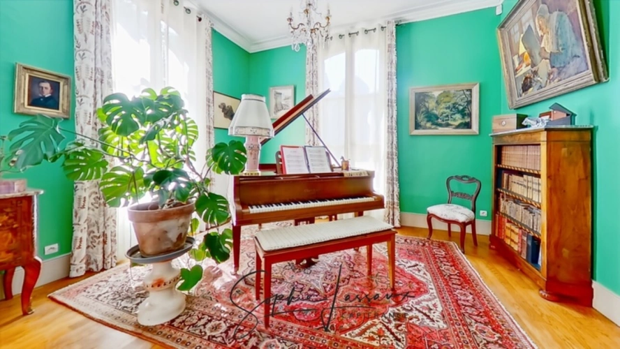 Photos 10 - Prestige - Demeure de caractère à vendre à Bézu-Saint-Éloi – 9 pièces, 5 chambres, parc de près de 6 000 m² avec maison d'amis et espace bien-être