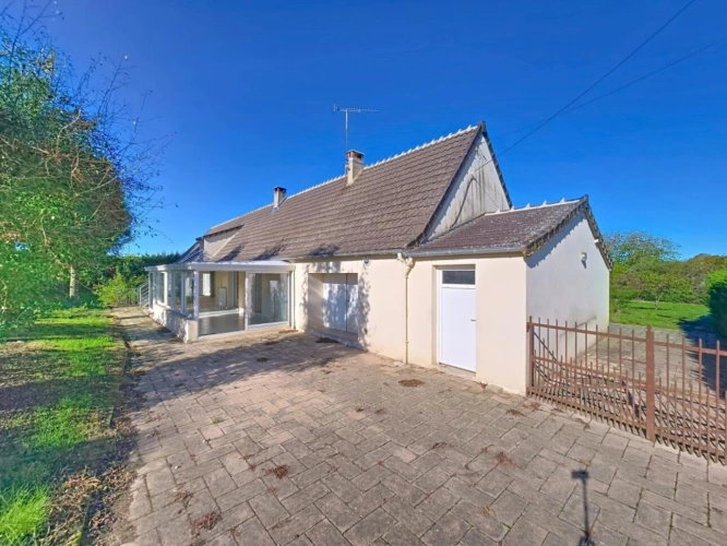 Photos 3 - Rural - Property complex with meadows and outbuildings   Southeast o