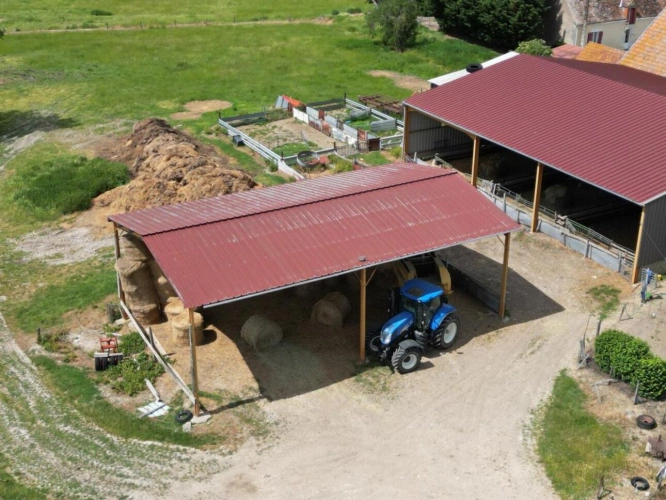 Photos 3 - Rural - Exploitation agricole de 100 ha avec gîte, bâtiments d'éleva