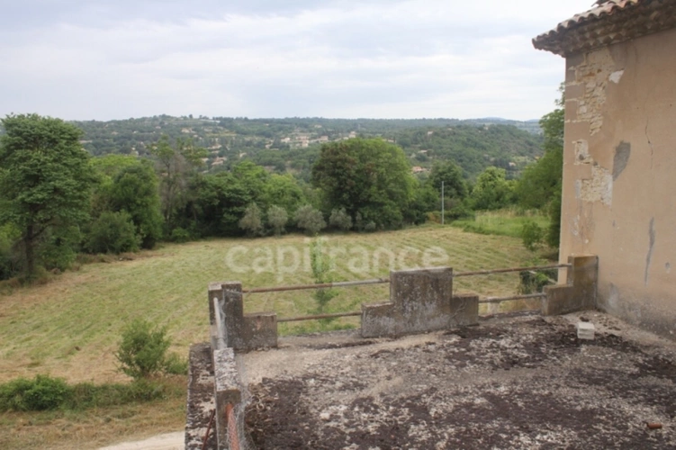 Photos 4 - Prestige - Dpt Vaucluse (84), à vendre SAIGNON Château Historique à Rénover
