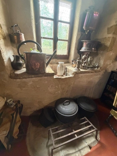 Photos 70 - Prestige - MARCIAC(32): ancienne SEIGNEURIE avec BEAU CHATEAU XIV sur 3,5ha, cachée, au bout du chemin, sans voisin, en campagne, 500m2 habitables, piscine chauffée, découvrez les riches heures des seigneurs