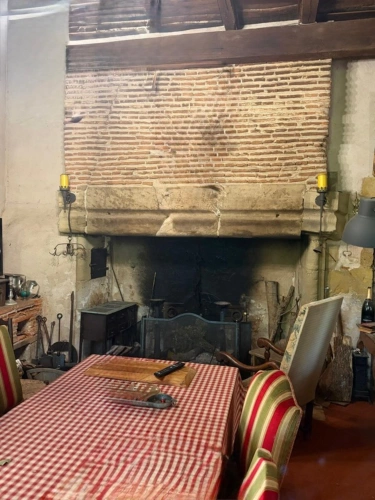 Photos 10 - Prestige - MARCIAC(32): ancienne SEIGNEURIE avec BEAU CHATEAU XIV sur 3,5ha, cachée, au bout du chemin, sans voisin, en campagne, 500m2 habitables, piscine chauffée, découvrez les riches heures des seigneurs