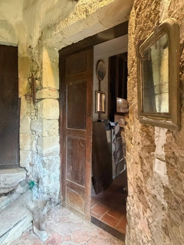Photos 24 - Prestige - MARCIAC(32): ancienne SEIGNEURIE avec BEAU CHATEAU XIV sur 3,5ha, cachée, au bout du chemin, sans voisin, en campagne, 500m2 habitables, piscine chauffée, découvrez les riches heures des seigneurs