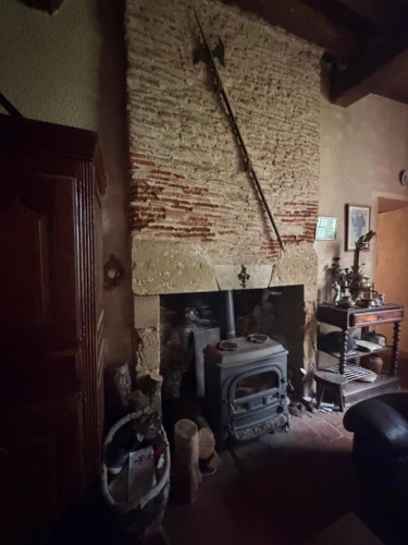 Photos 33 - Prestige - MARCIAC(32): ancienne SEIGNEURIE avec BEAU CHATEAU XIV sur 3,5ha, cachée, au bout du chemin, sans voisin, en campagne, 500m2 habitables, piscine chauffée, découvrez les riches heures des seigneurs