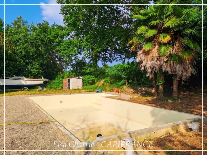 Photos 20 - Touristique - Propriete à vendre 11 pièces de 406 m2 habitables au total, avec dépendance sur 5261 m2 proche de NOGARO (32)