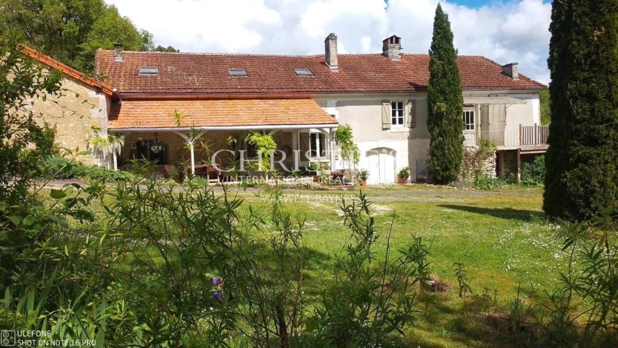 Photos 1 - Rural - An Artist’s Retreat in Complete Seclusion – Open Views and Absolute Tranquillity