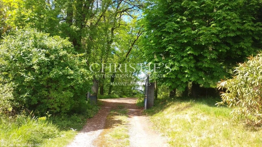 Photos 8 - Rural - An Artist’s Retreat in Complete Seclusion – Open Views and Absolute Tranquillity