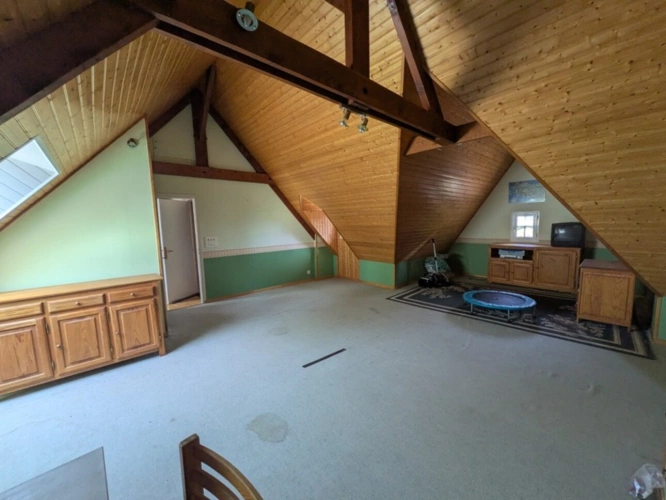 Photos 20 - Rural - PRIZIAC PROPRIÉTÉ COMPOSÉE D'UNE MAISON DE TYPE NÉO BRETONNE DE 8 PIECES EN TRES BON ETAT GENERAL GRANDE DÉPENDANCES PARCELLE DE 1 HECTARE 47 ARES