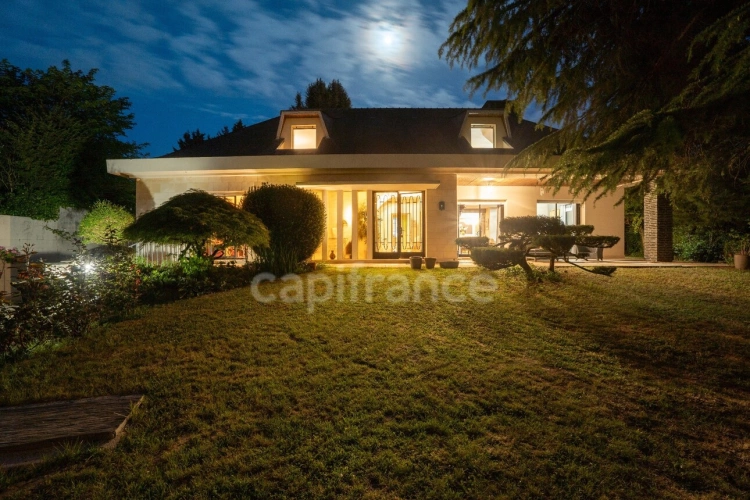 Photos 8 - Prestigious - Exceptional property for sale in SAUMUR (49400) - Stunning panoramic views of the castle and the Loi
