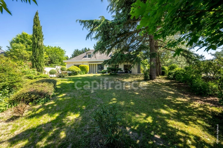 Photos 20 - Prestigious - Exceptional property for sale in SAUMUR (49400) - Stunning panoramic views of the castle and the Loi