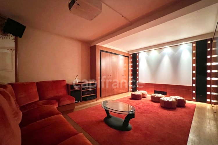 Photos 18 - Prestige - Propriété de caractère de 615 m2 sur 25 000 m2 de terrain