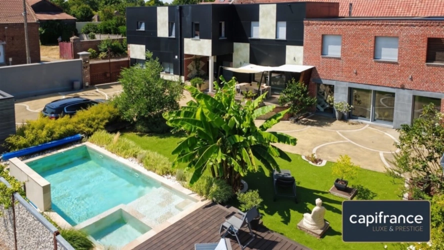Photos 1 - Rurale - Quand le caractère de l'ancien rencontre l'excellence d'une rénovation contemporaine