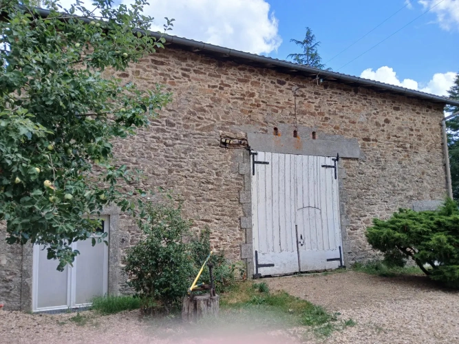 Photos 3 - Rurale - Maison de campagne , grange et 1,4 hectares attenants
