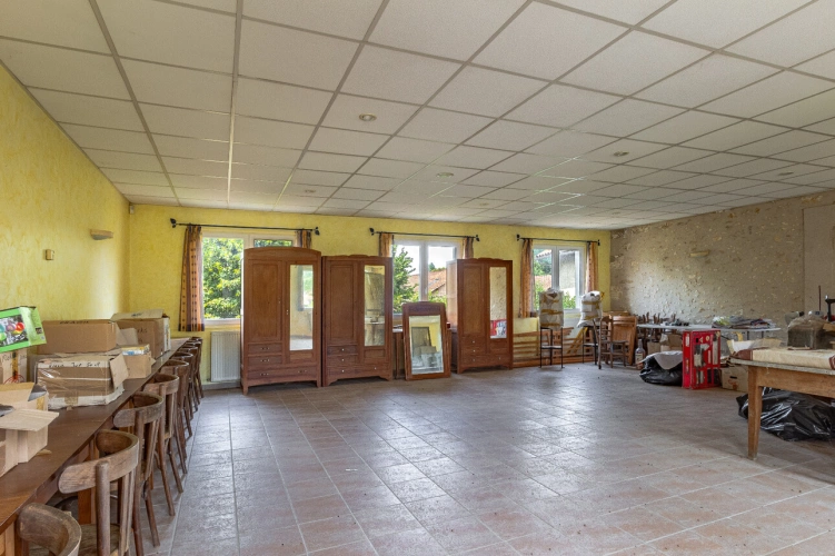 Photos 15 - Prestige - Propriété avec maison, piscine et ancien restaurant