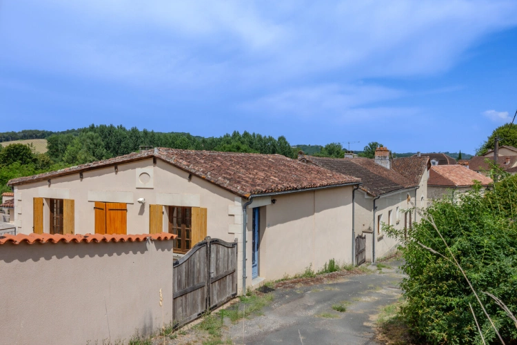Photos 18 - Prestige - Propriété avec maison, piscine et ancien restaurant