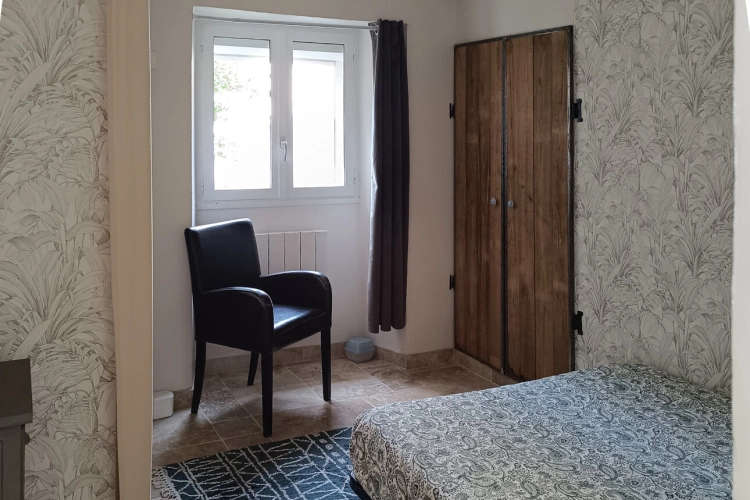 Photos 6 - Prestige - Propriété de trois maisons au calme