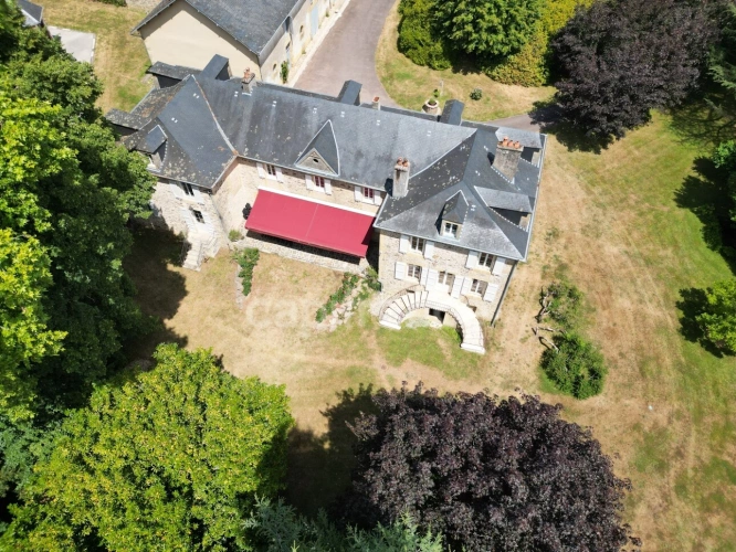 Photos 2 - Prestige - Maison de maitre à vendre 13 pièces LANOUAILLE (24) 2.6 hectares