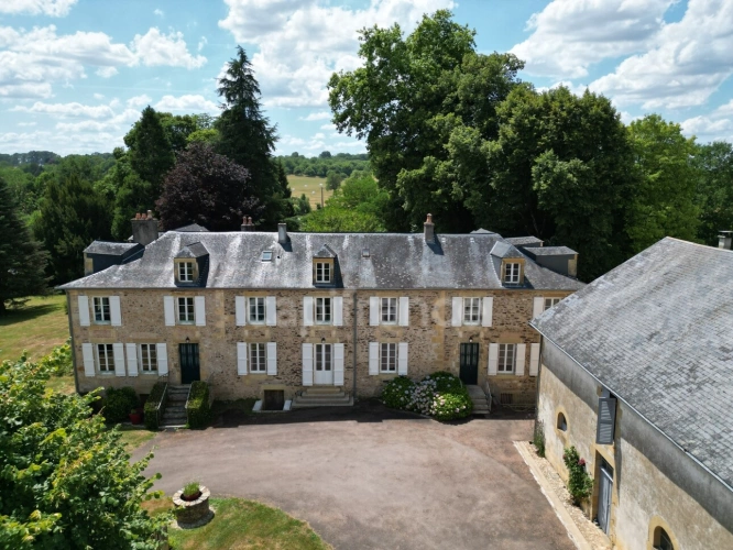 Photos 4 - Prestige - Maison de maitre à vendre 13 pièces LANOUAILLE (24) 2.6 hectares