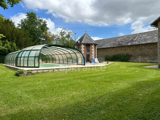 Photos 24 - Prestige - Maison de maitre à vendre 13 pièces LANOUAILLE (24) 2.6 hectares