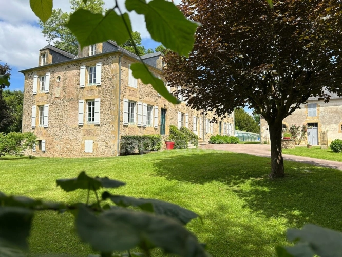 Photos 47 - Prestige - Maison de maitre à vendre 13 pièces LANOUAILLE (24) 2.6 hectares