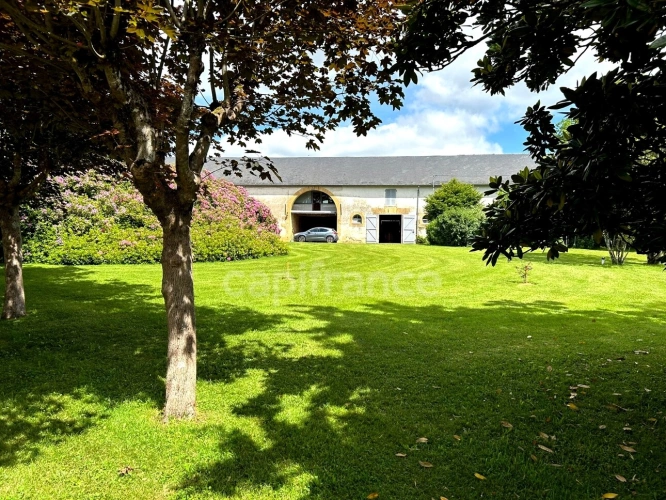 Photos 64 - Prestige - Maison de maitre à vendre 13 pièces LANOUAILLE (24) 2.6 hectares