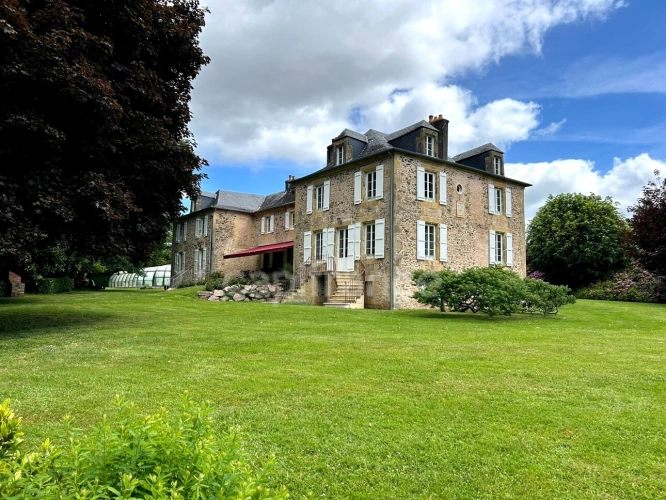 Photos 70 - Prestige - Maison de maitre à vendre 13 pièces LANOUAILLE (24) 2.6 hectares