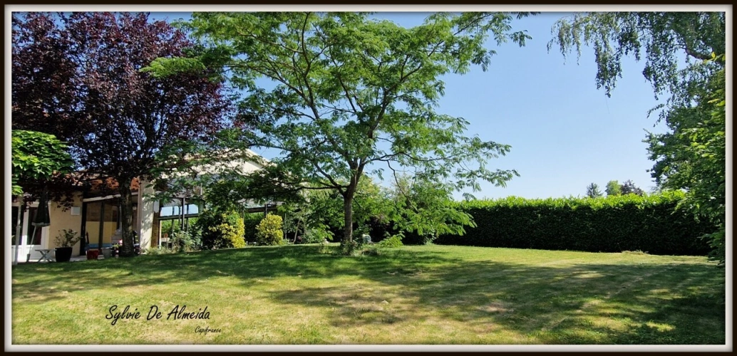 Photos 4 - Prestige - Propriete à vendre 8 pièces 285 m² REPLONGES (01), Piscine, 4 suites, double garage, terrain 2136 m²